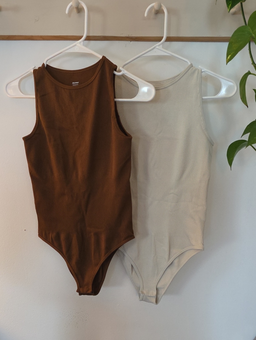 Ribbed Sleeveless Bodysuits - Brown and Cream